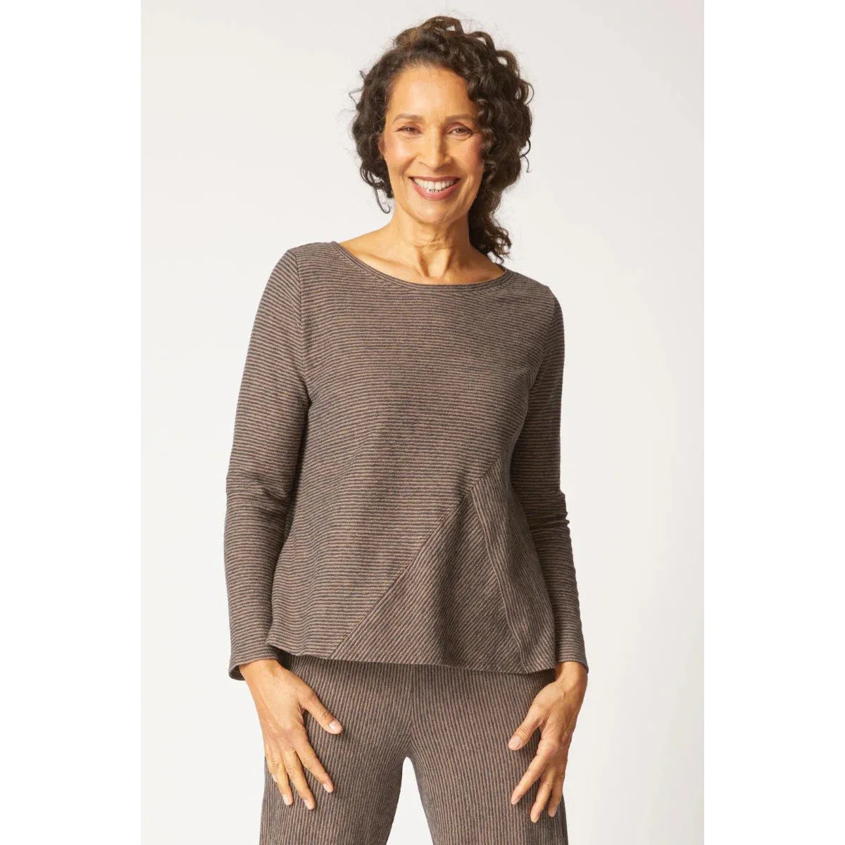 Huntington Top - Truffle - Zinnias Gift Boutique