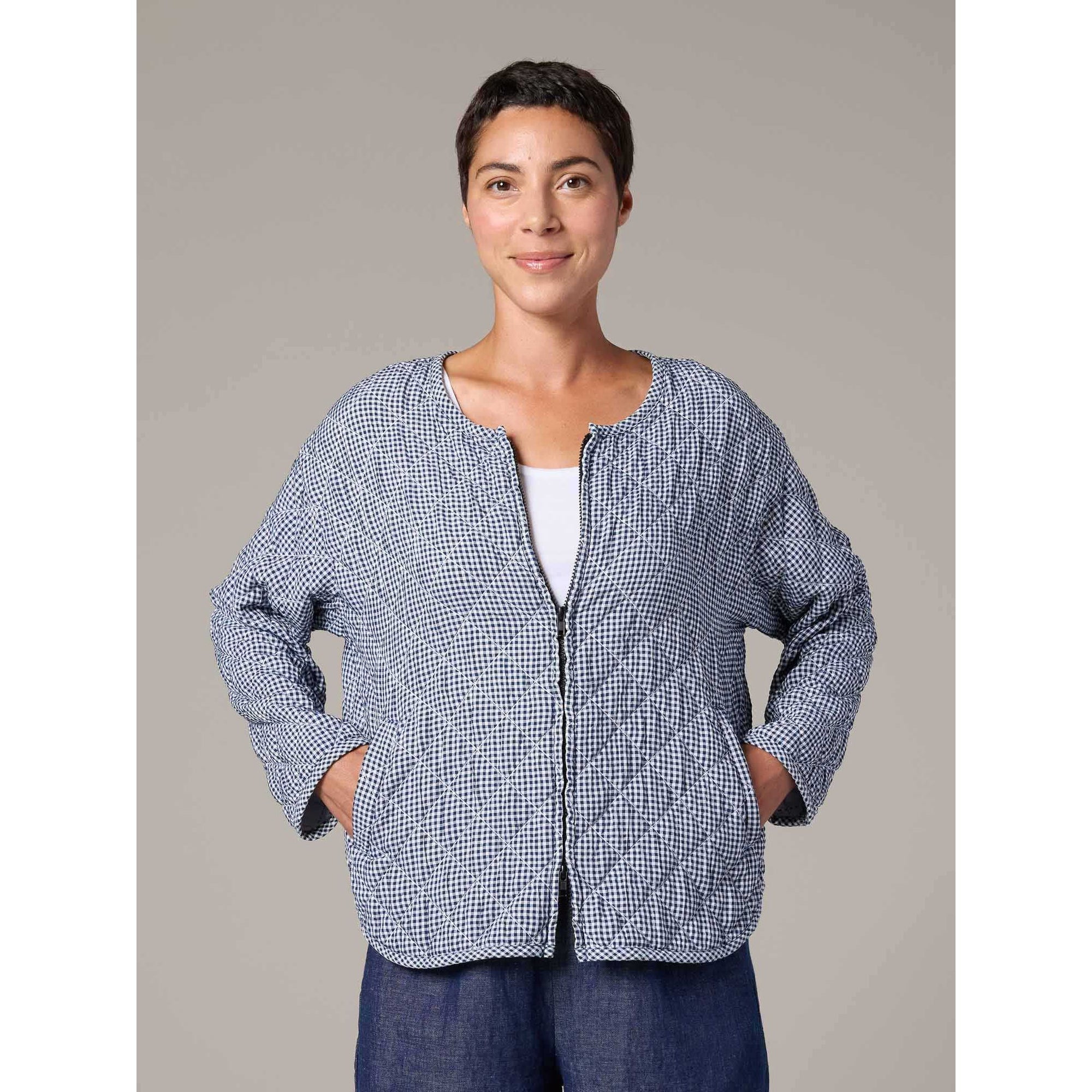 Cutloose bomber jacket with a sleek design, featuring a front zipper, ribbed cuffs, and a stylish collar in a close-up view.