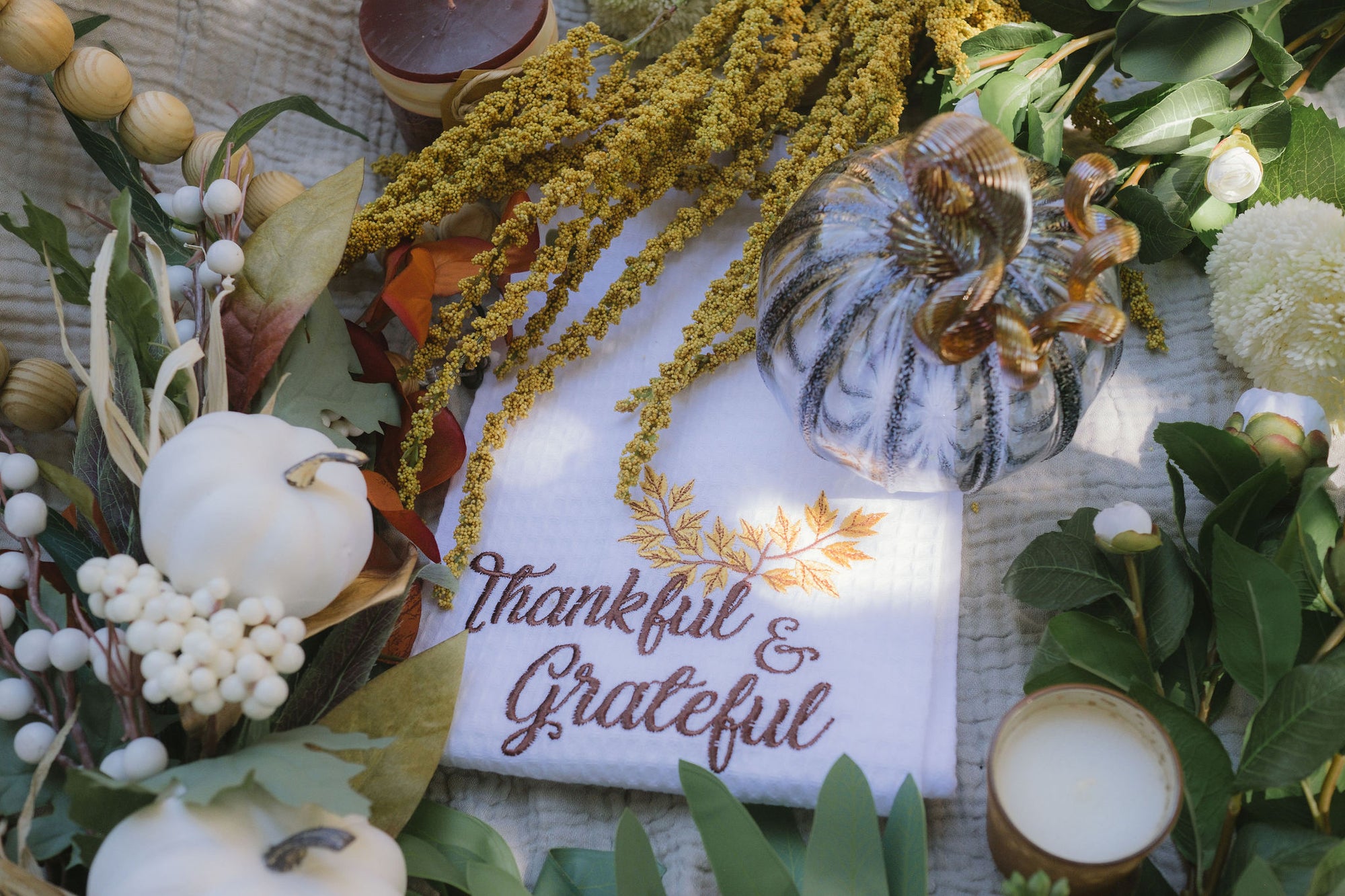 How to Create Simple Thanksgiving Tablescapes for Fall