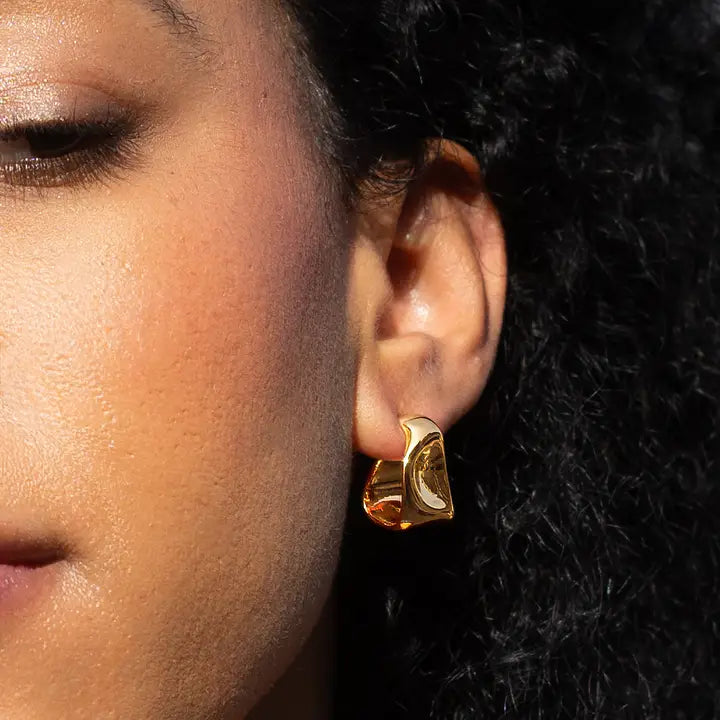 Chloe Hoops - Gold - Zinnias Gift Boutique