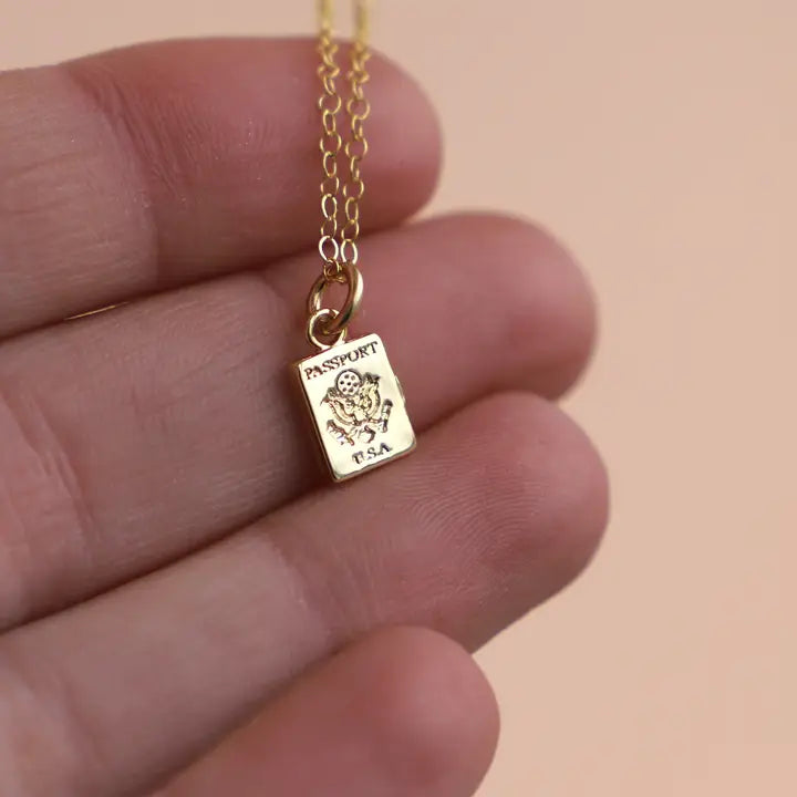 Well Traveled Necklace - Zinnias Gift Boutique