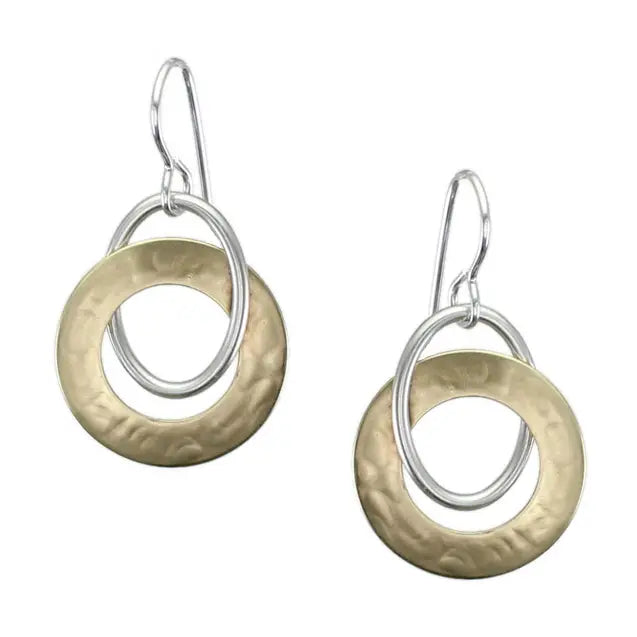 Interlocking Smooth and Wide Ring Earring
