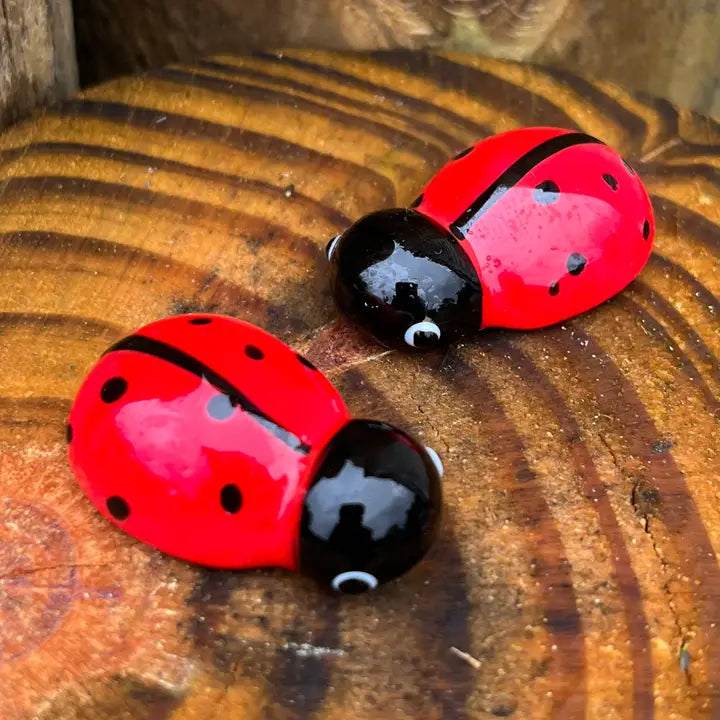Glass Ladybug Sitter Collectible Figurine - Zinnias Gift Boutique