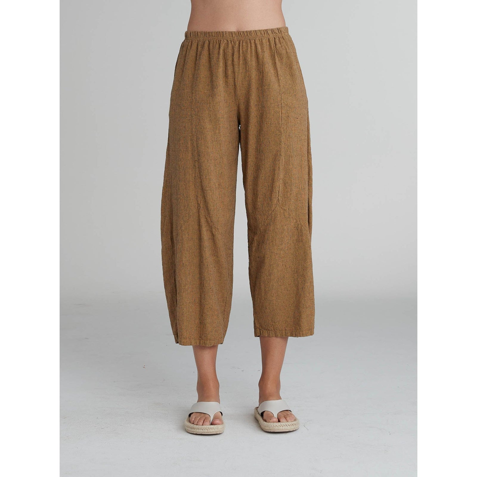 Barrel Crop Crosshatch Pant - Cashew - Zinnias Gift Boutique