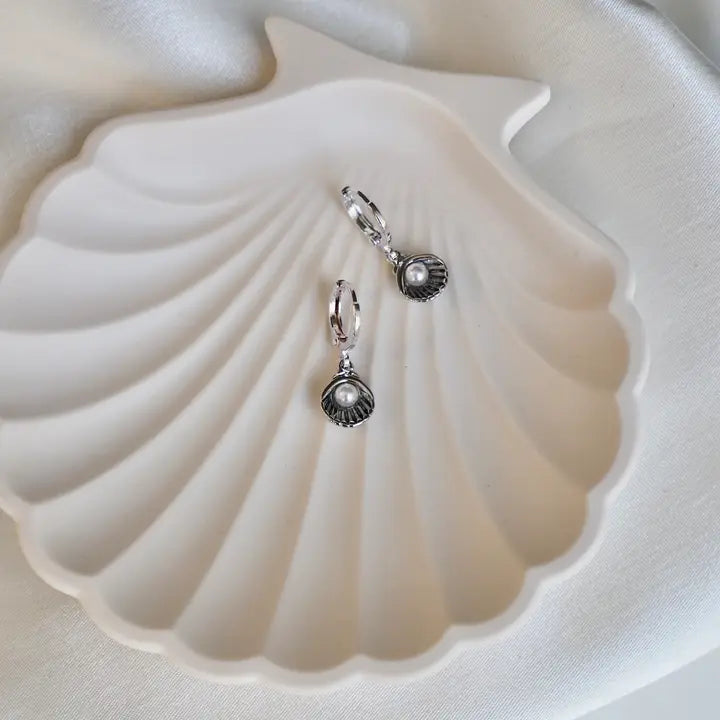 Shell Huggies - Zinnias Gift Boutique