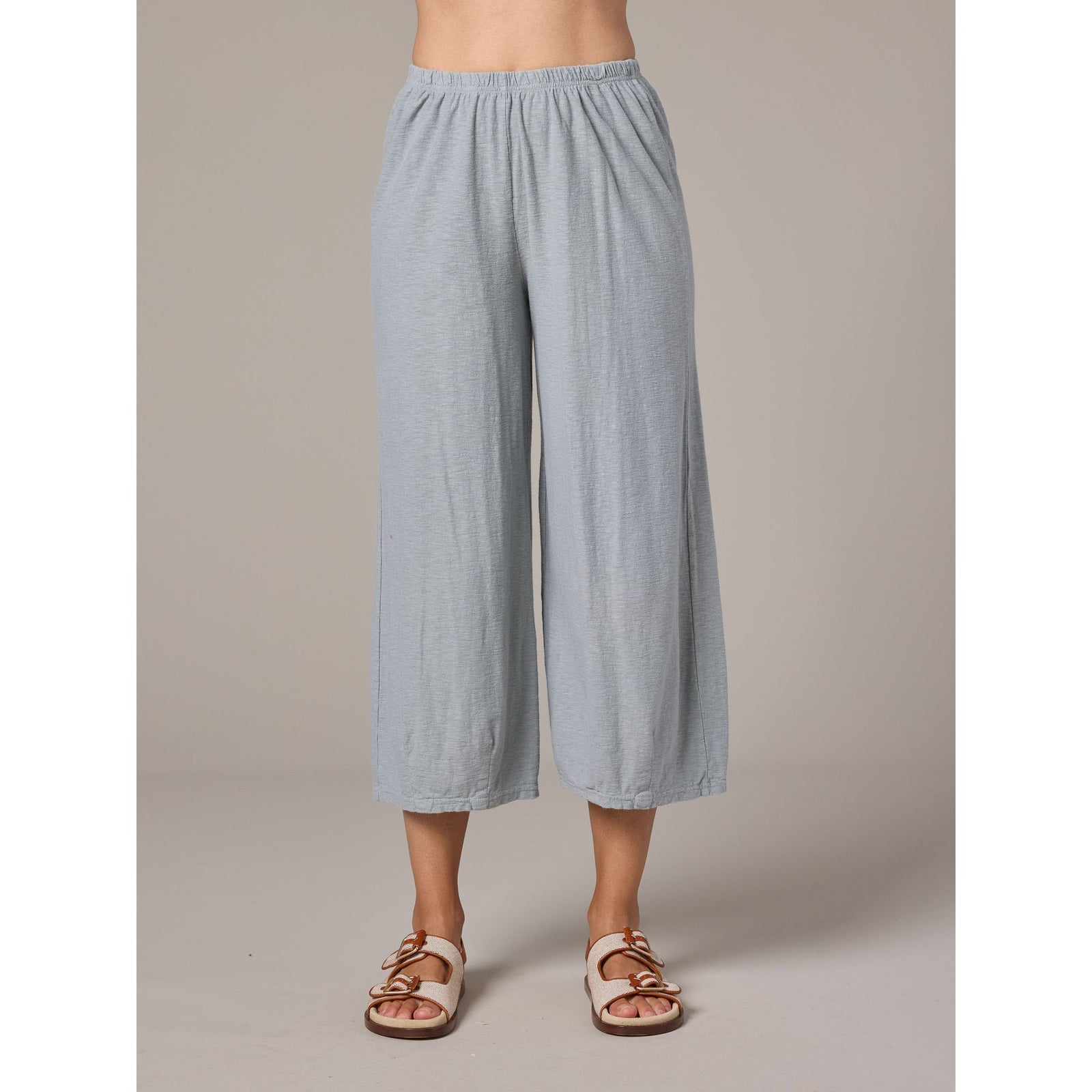 Cropped Pant w/Darts - Zinnias Gift Boutique