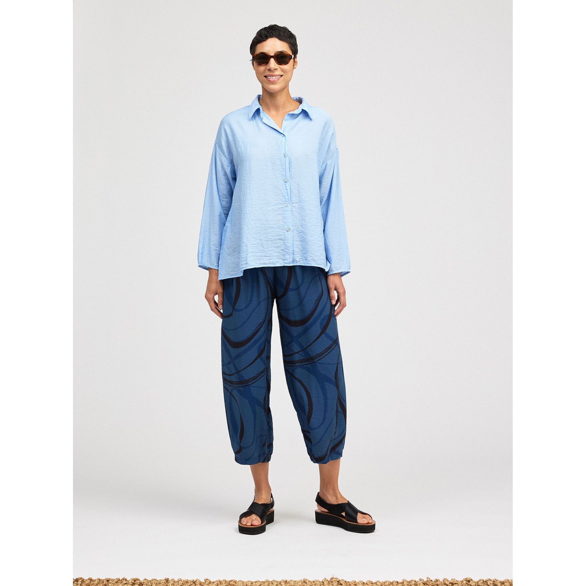 Cropped Pant w/Darts - Zinnias Gift Boutique