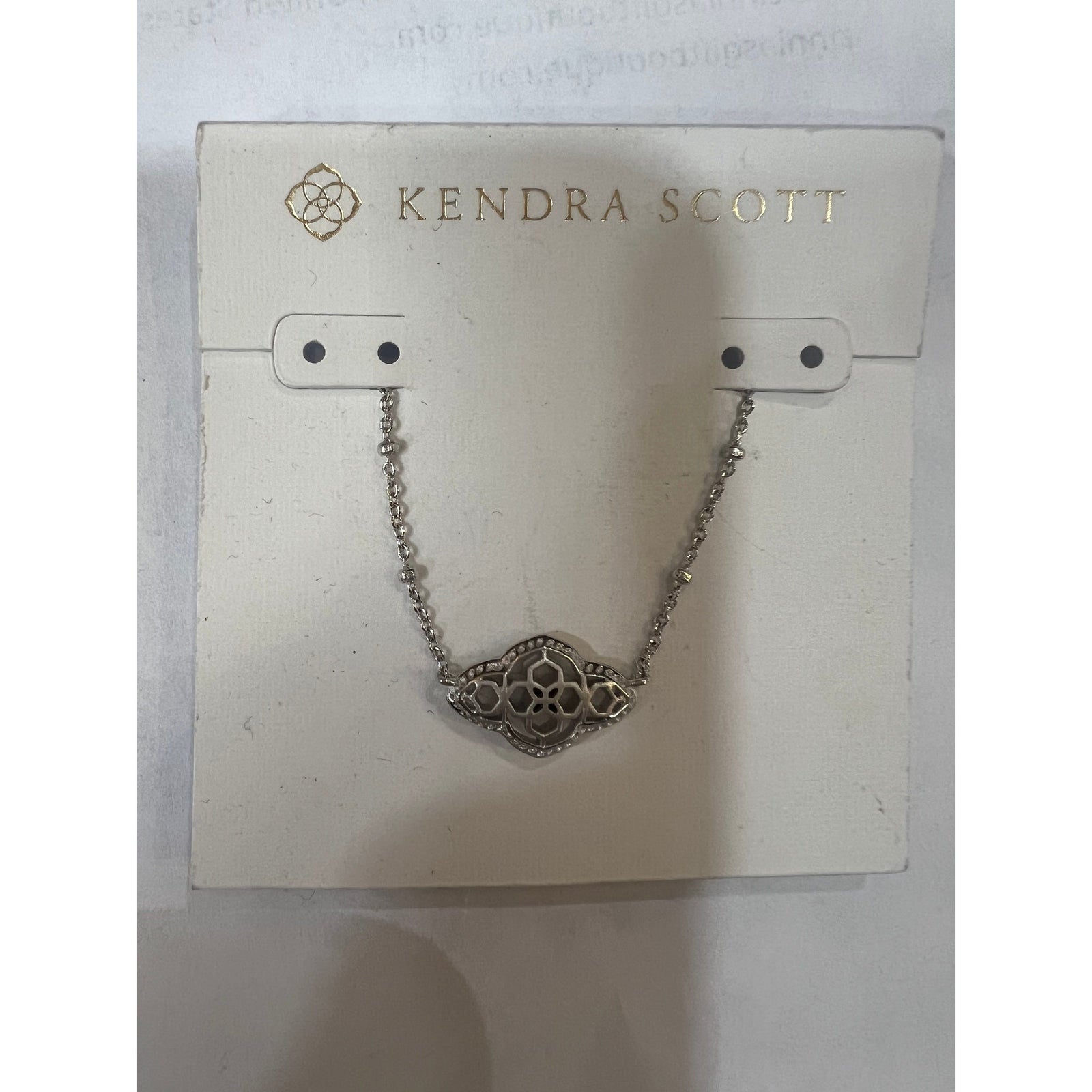 Abbie Pendant silver Necklace - Zinnias Gift Boutique