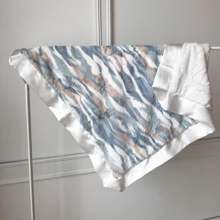 Riptide Blanket - Zinnias Gift Boutique