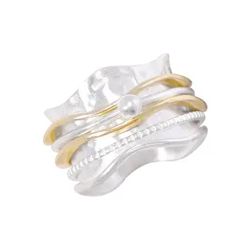 Two-Tone Wave Spinner Ring