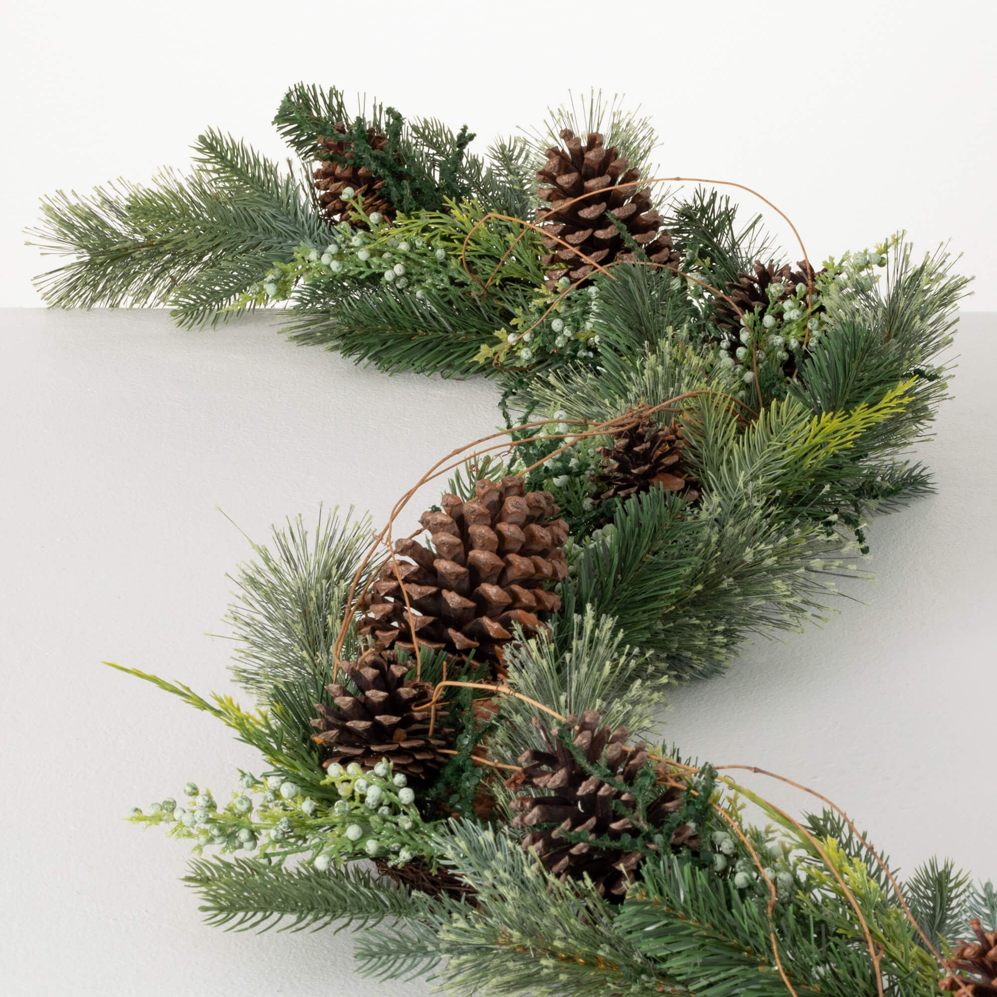 Pine/Cone/Twig Garland - Zinnias Gift Boutique