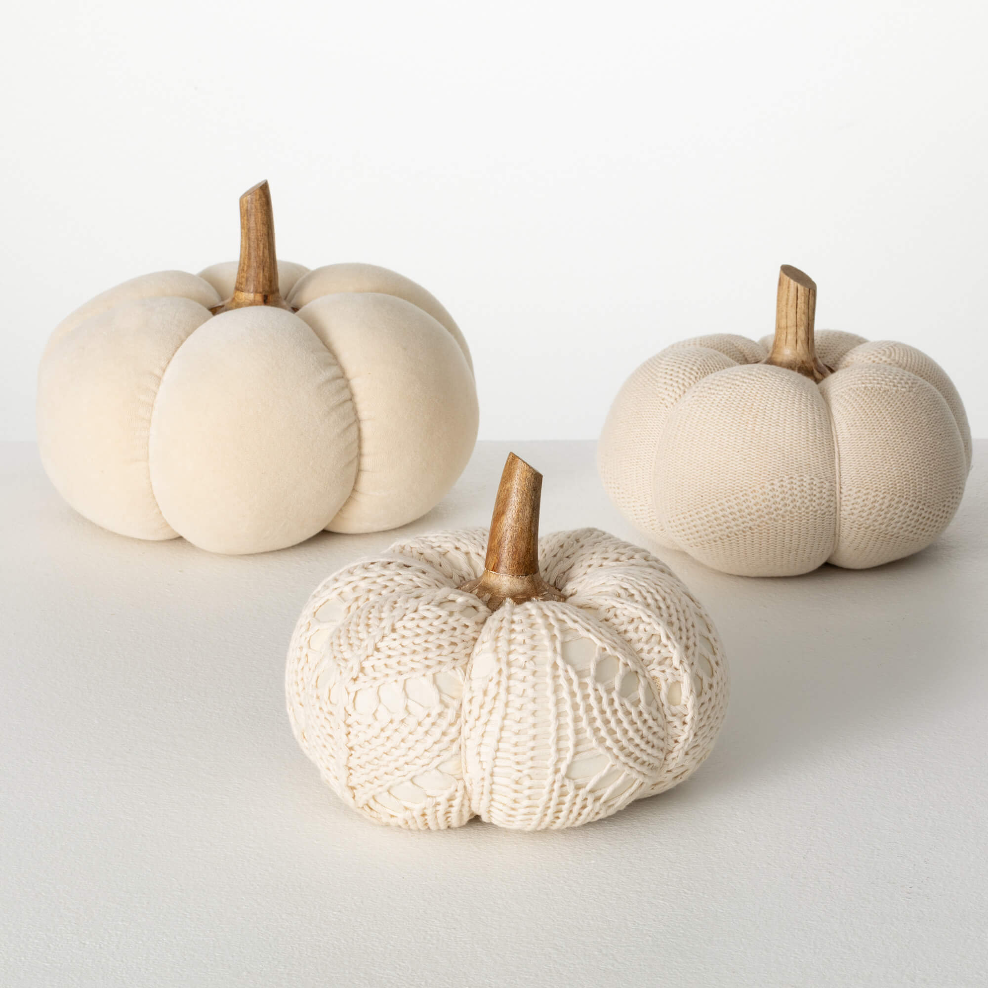 BOHO CREAM PLUSH PUMPKIN - Zinnias Gift Boutique