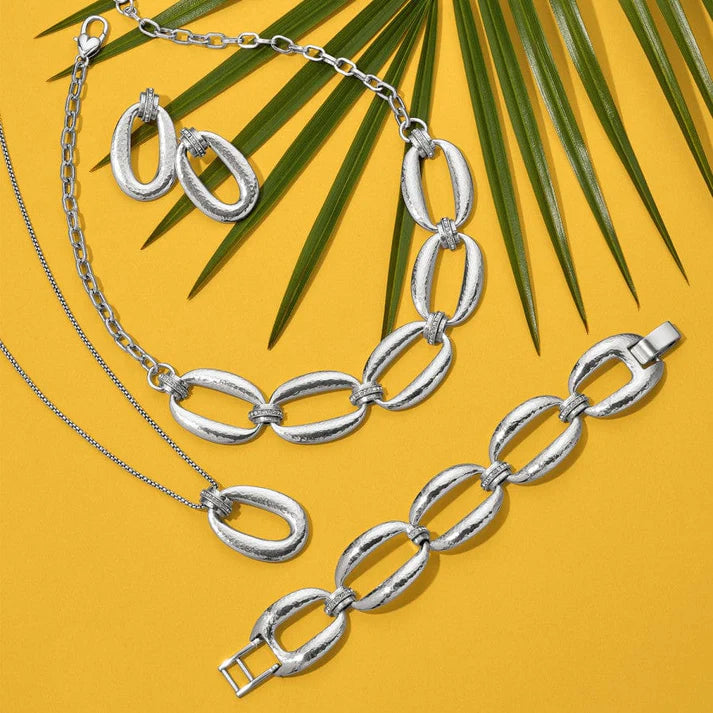 Meridian Lumens Pendant Necklace - Zinnias Gift Boutique