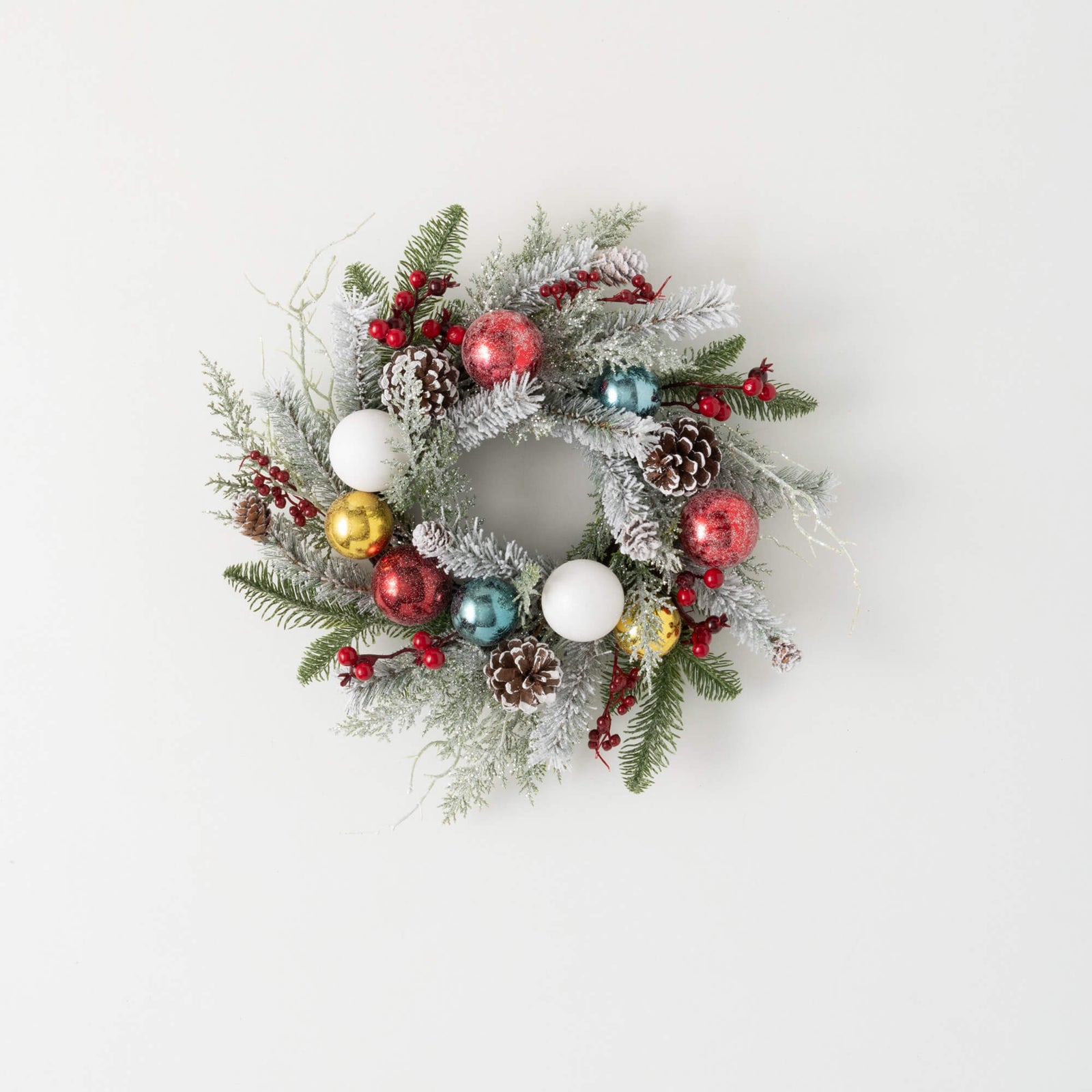 6.5" Mixed Pine/Balls Ring - Zinnias Gift Boutique