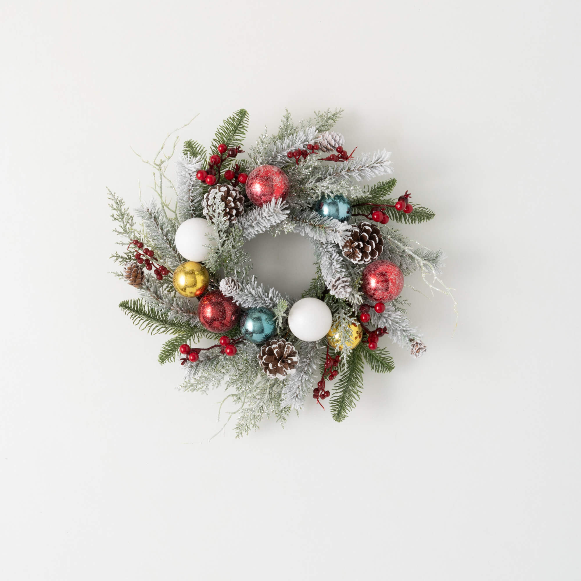 6.5" Mixed Pine/Balls Ring - Zinnias Gift Boutique