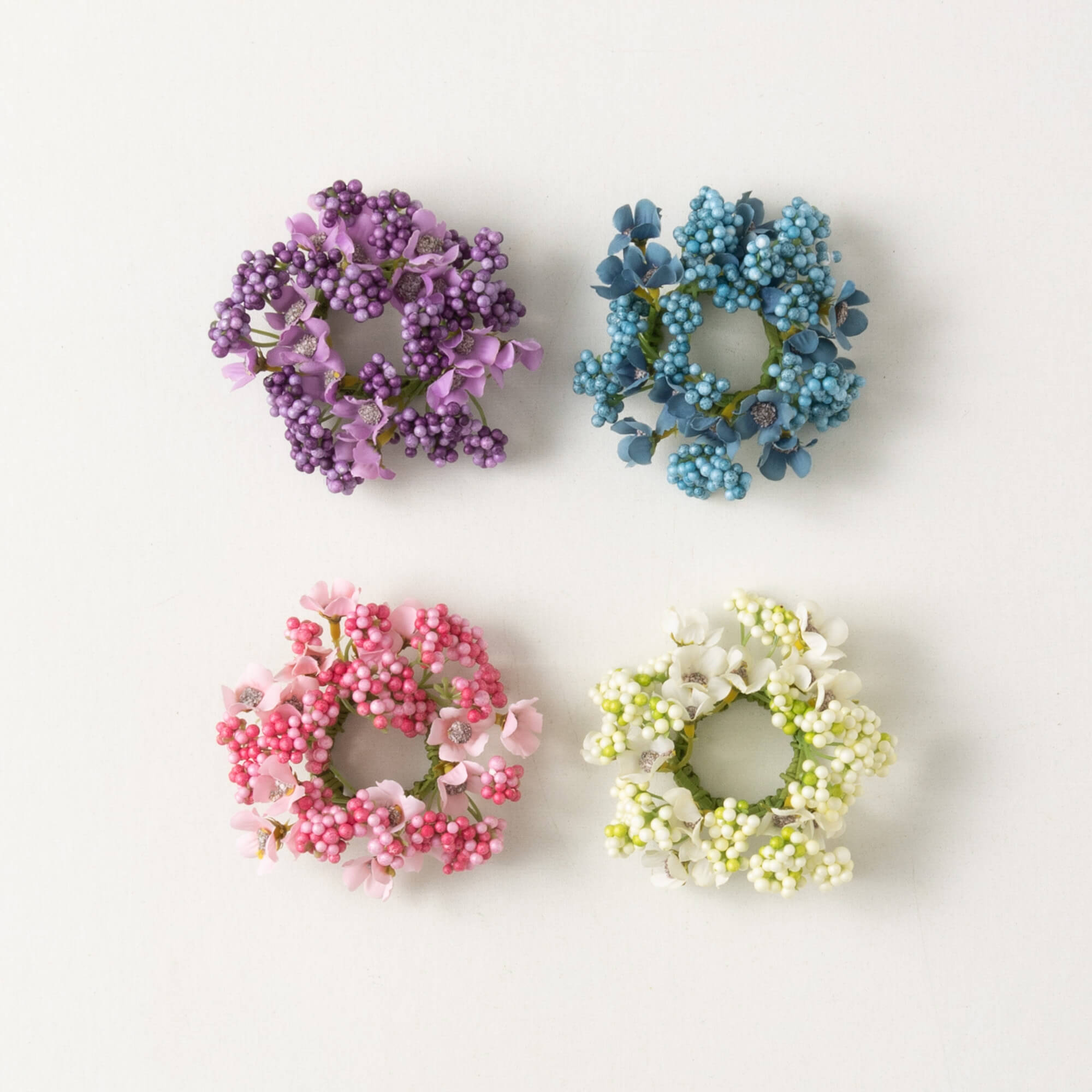 1.5 " BERRY FLOWER CANDLERING - Zinnias Gift Boutique