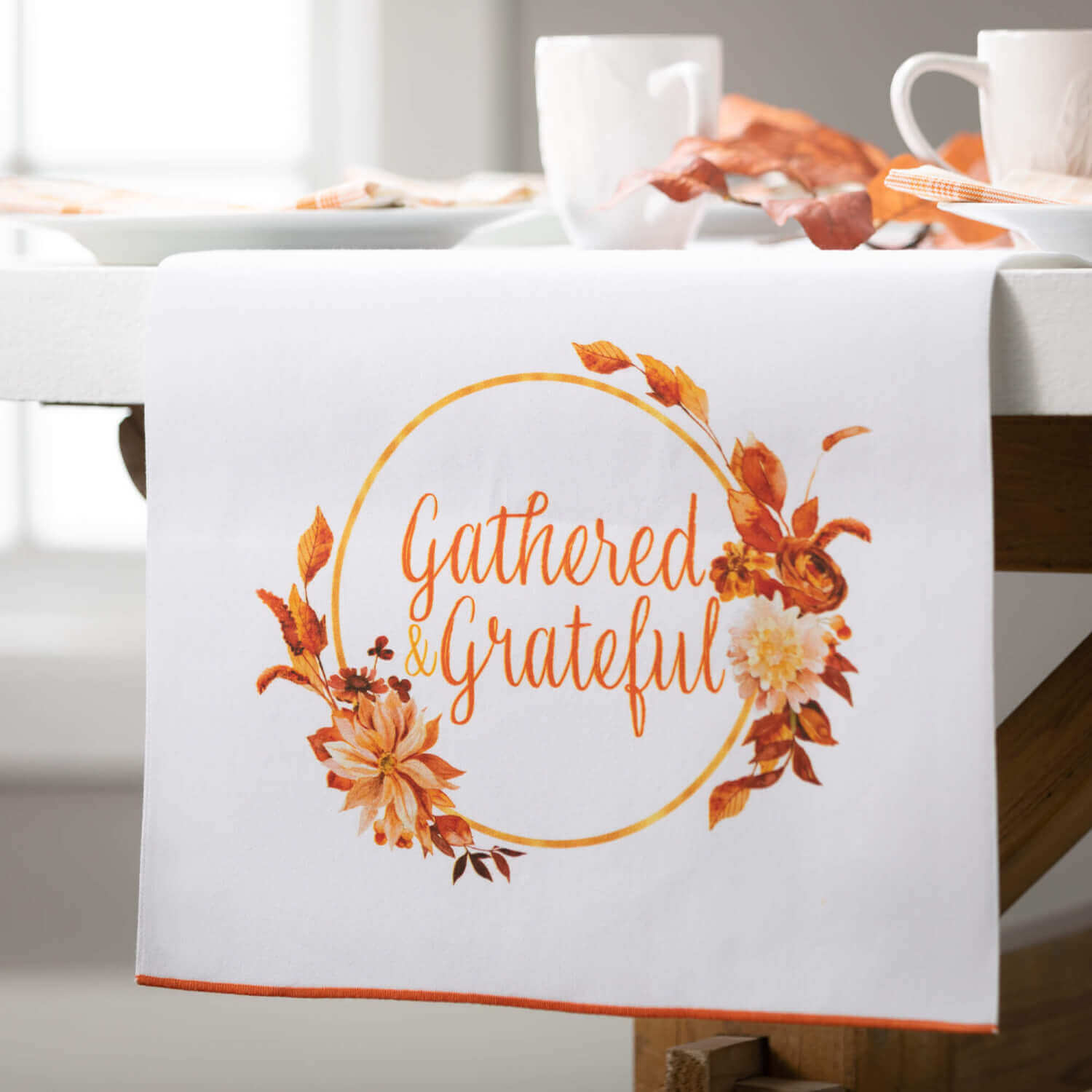 Harvest-Themed Linen Runner - Zinnias Gift Boutique