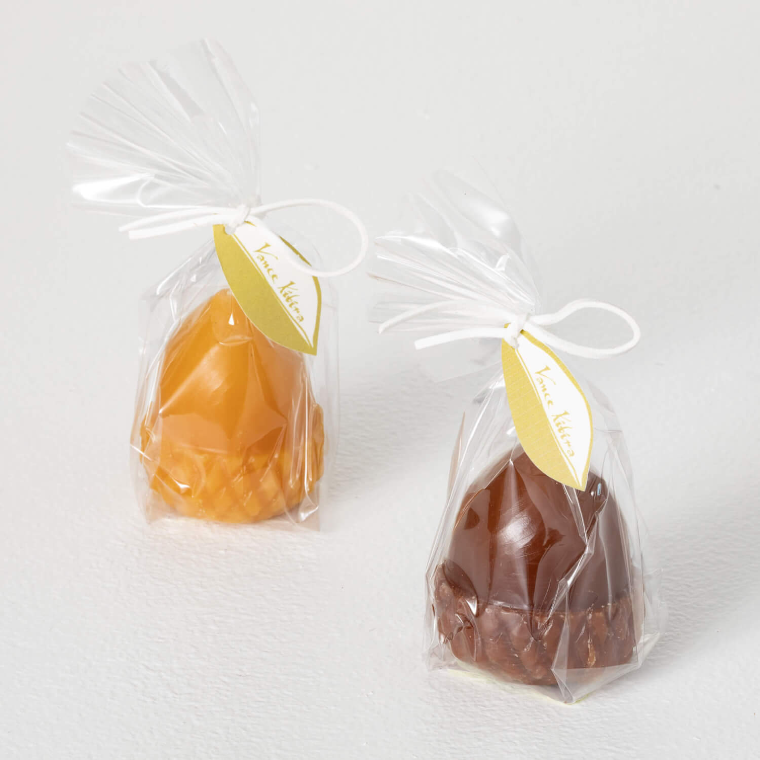 Acorn Cedarwood Candle - Zinnias Gift Boutique
