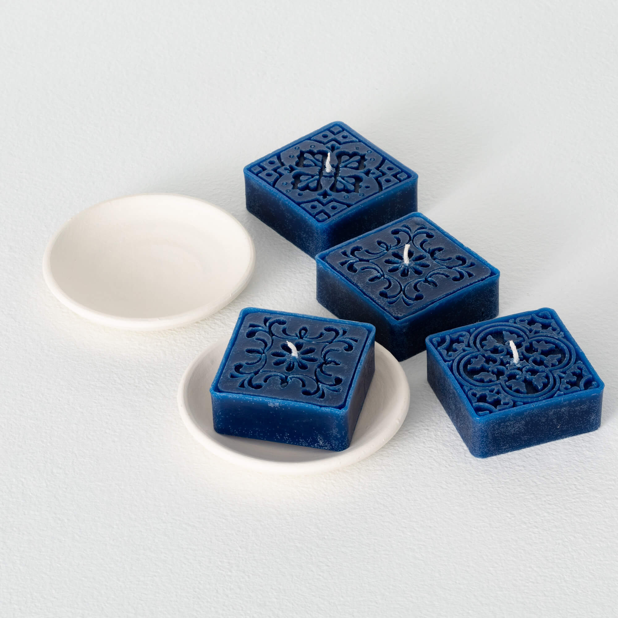 Floating Candle w/Plate - Zinnias Gift Boutique