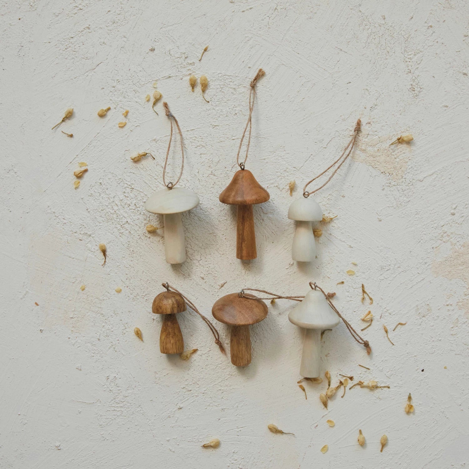 Mango Wood Mushroom Ornament - Zinnias Gift Boutique