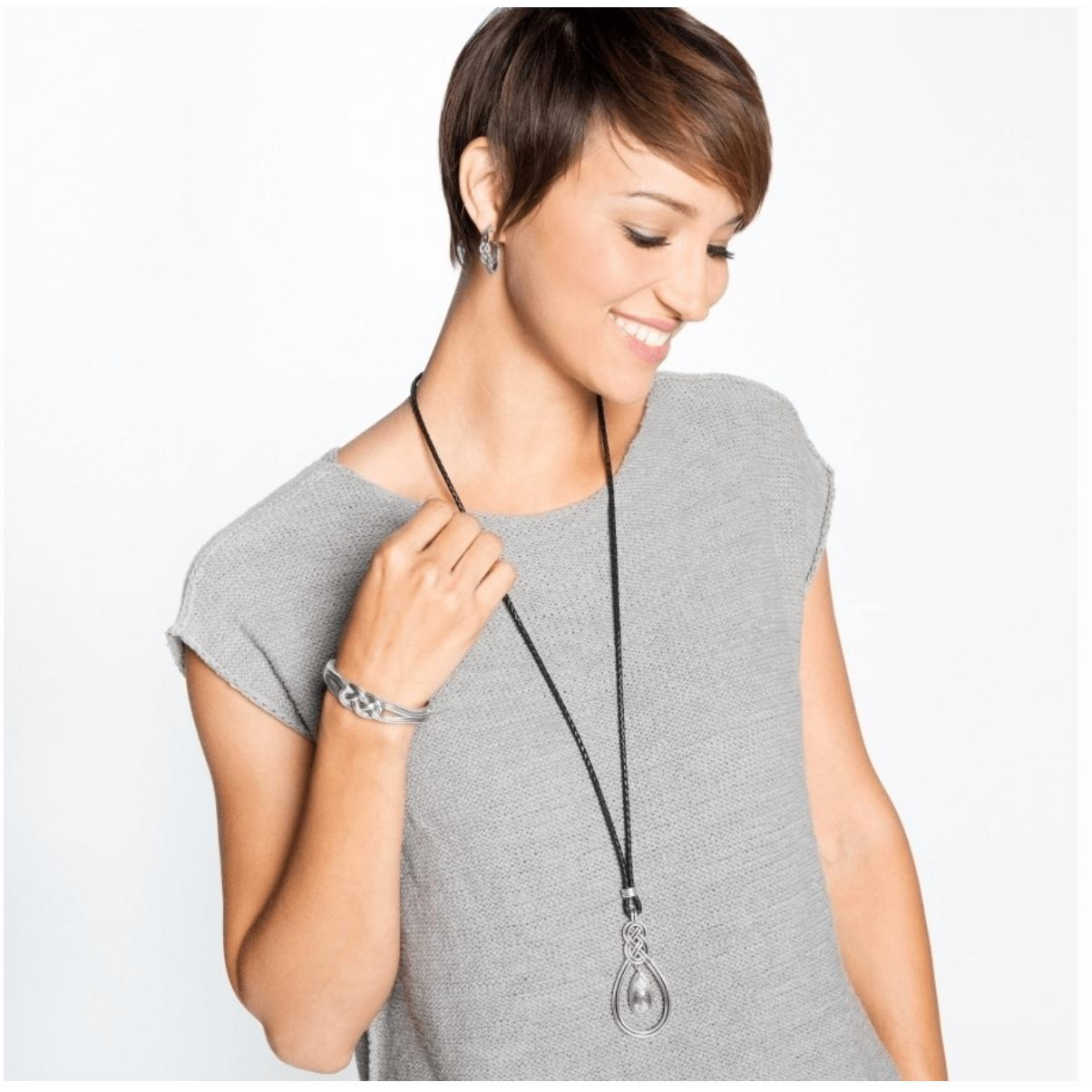 Interlok Hinged Bangle - Zinnias Gift Boutique